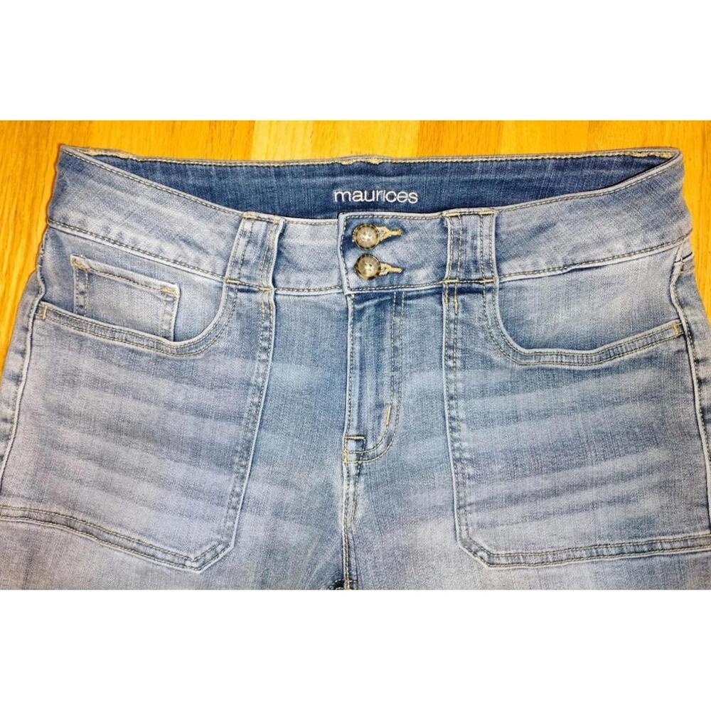 Maurices Women's Mid Rise 12 Denim Capri - Picture 2 of 6
